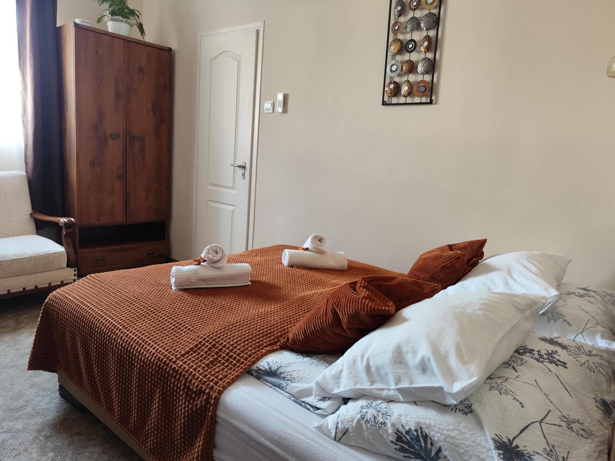 Hotel Bazilika Vendeghaz Eger Zewnętrze zdjęcie
